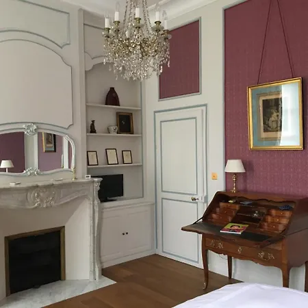 Entre Cour Et Jardin Bed and breakfast 3*