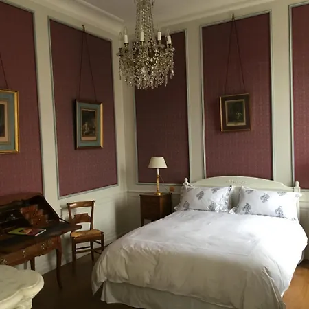 Entre Cour Et Jardin Bed & Breakfast