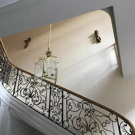 Entre Cour Et Jardin 3*