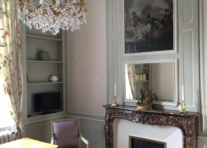 Bed & Breakfast Entre Cour Et Jardin Arras